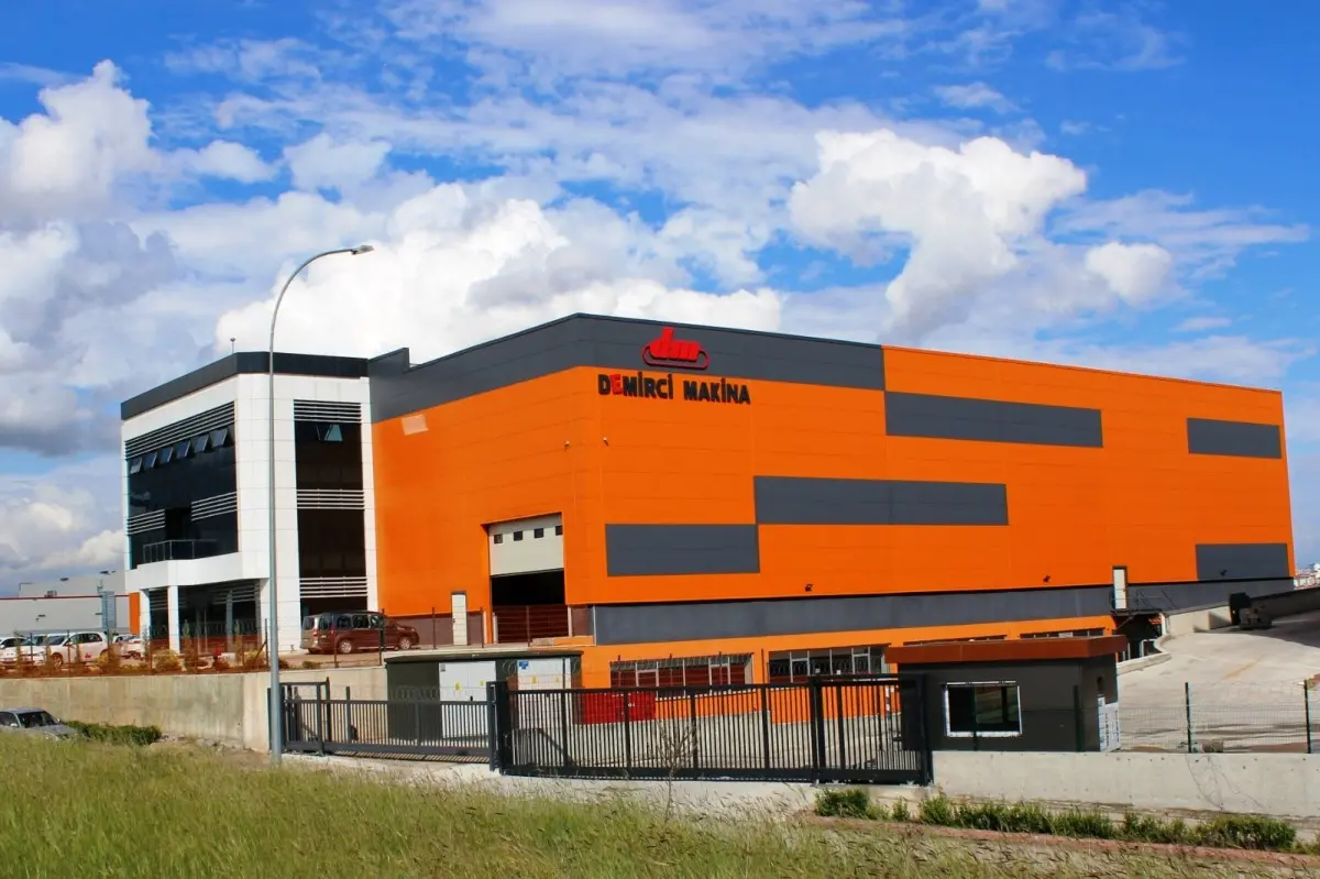 Demirci Makina Hakkında